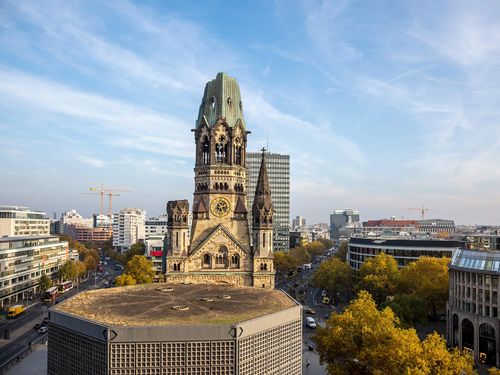 Fitness Unlimited Fitnessstudio in Berlin Charlottenburg in der Nähe der Kaiser-Wilhelm-Gedächtniskirche
